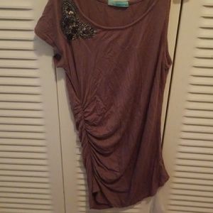 Brown shirt with beads